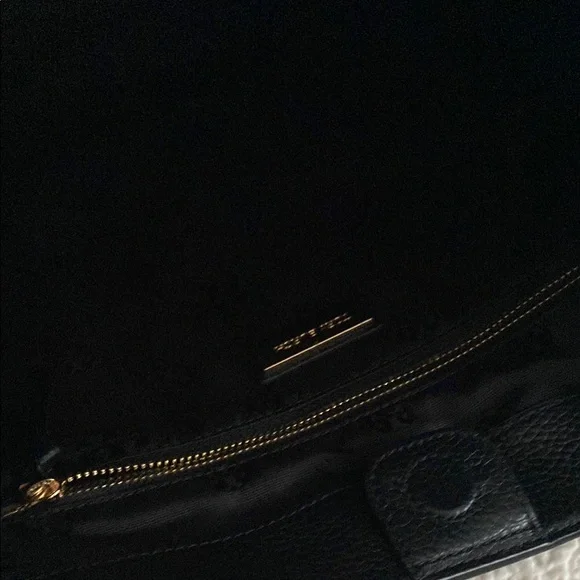 Black Leather Shoulder Bag - Picture 3 of 4